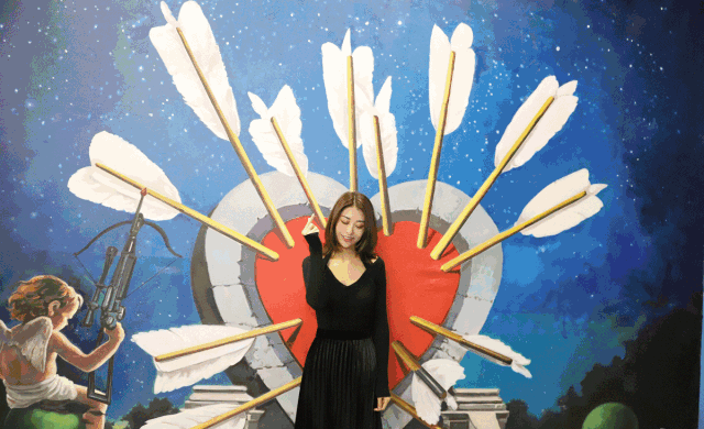 8633ff4180844d6085951013b3016830.gif